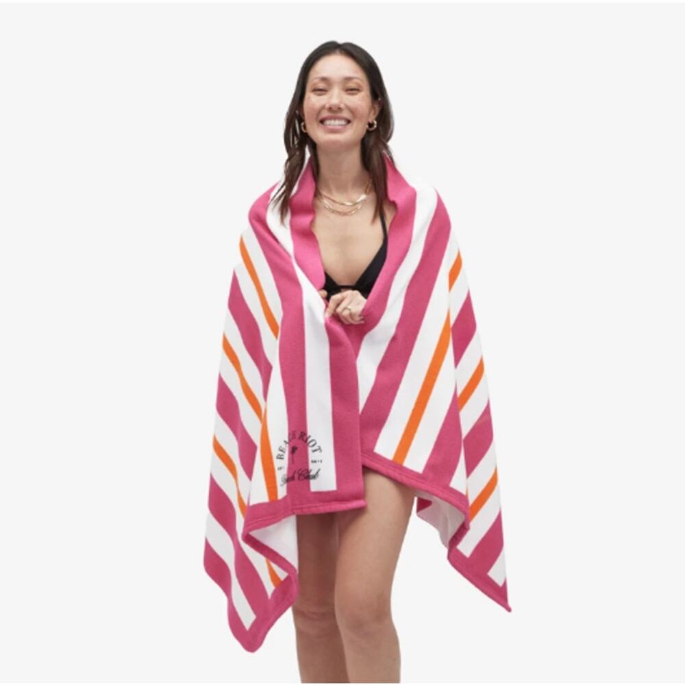 Beach Riot Beach Club Towel pink orange stripe New in packaging